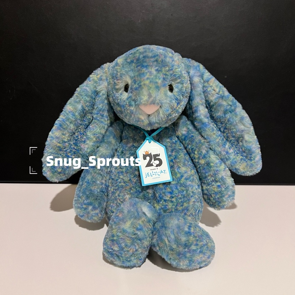 AUTHENTIC NWT Jellycat Bashful Luxe Bunny Azure- sweet face! Retired